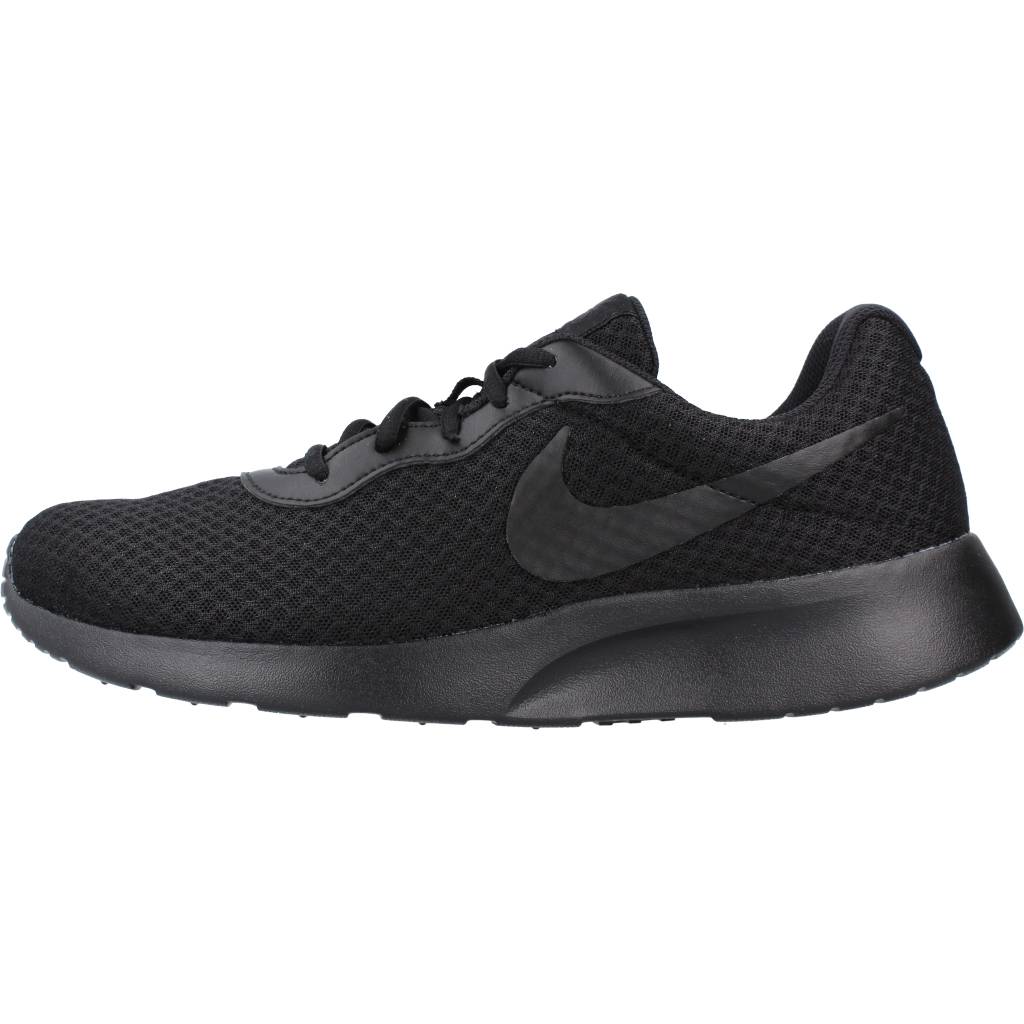 NIKE TANJUN en color NEGRO (2)