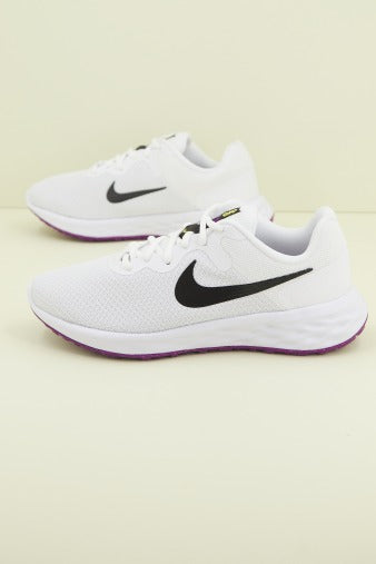 NIKE REVOLUTION WOMEN'S RU en color BLANCO (2)