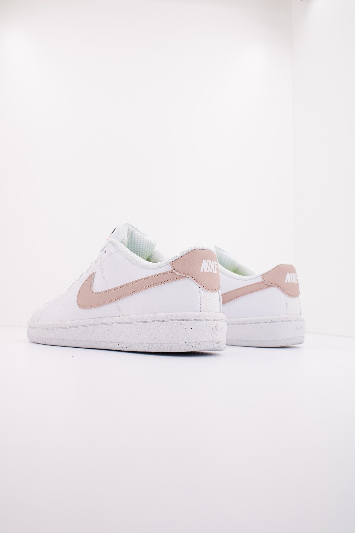 NIKE COURT ROYALE en color BLANCO (3)