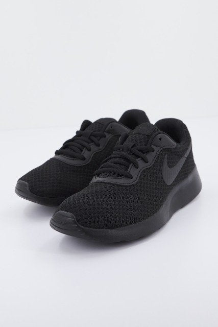 NIKE TANJUN en color NEGRO (3)