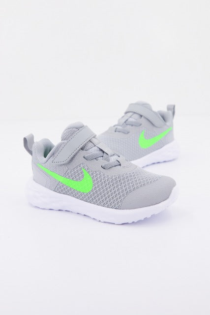NIKE REVOLUTION BABY en color GRIS (3)