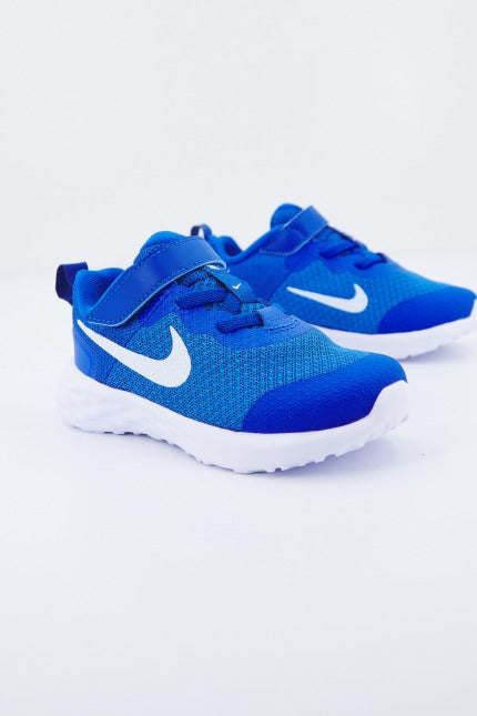 NIKE REVOLUTION BABY en color AZUL (1)