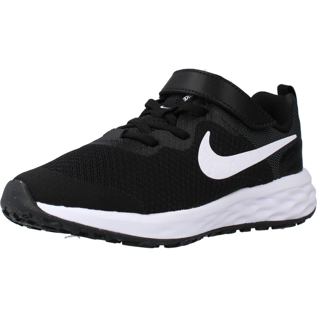 NIKE REVOLUTION en color NEGRO (1)