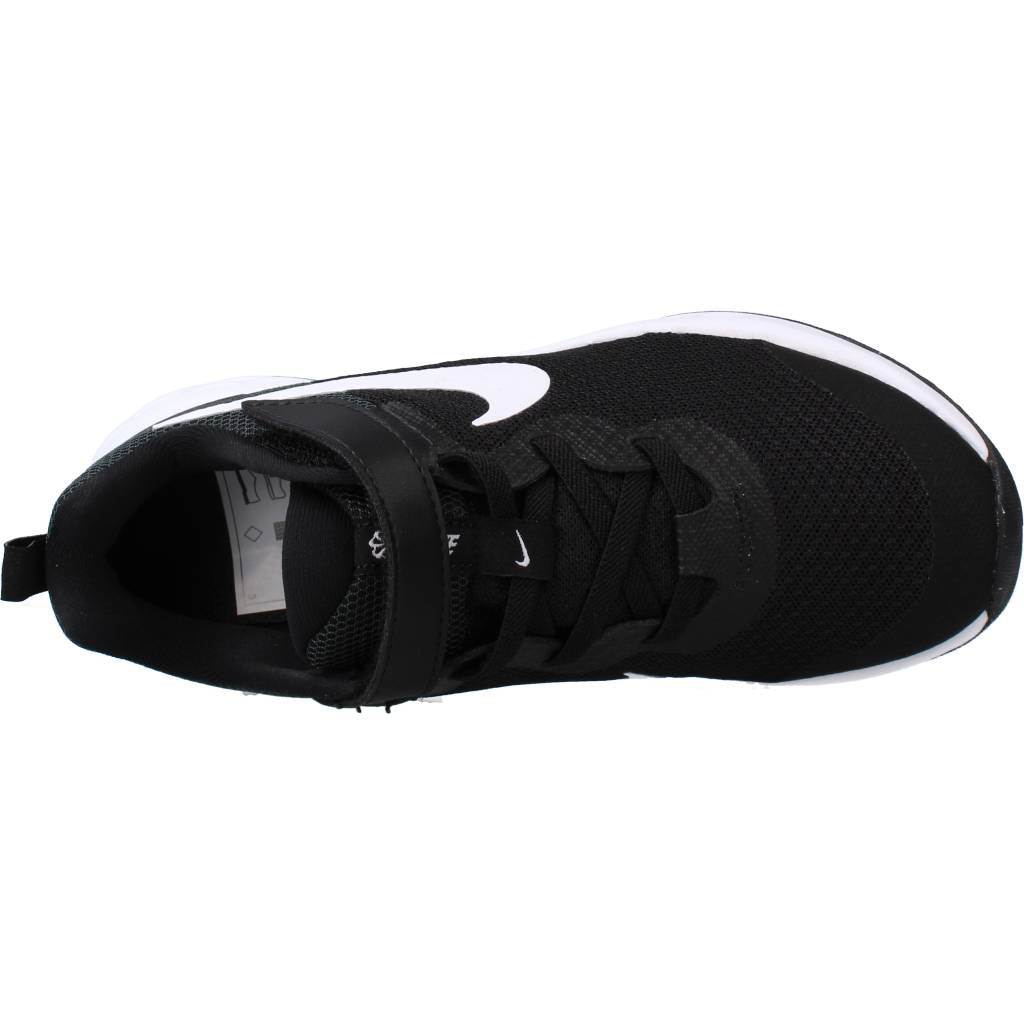 NIKE REVOLUTION en color NEGRO (7)