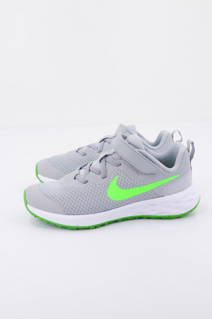 NIKE REVOLUTION en color GRIS (1)