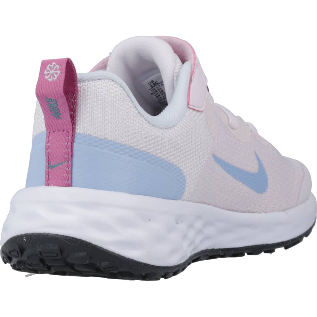 NIKE REVOLUTION LITTLE KID en color ROSA (3)