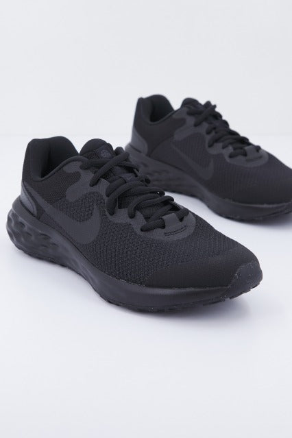 NIKE REVOLUTION NN en color NEGRO (2)