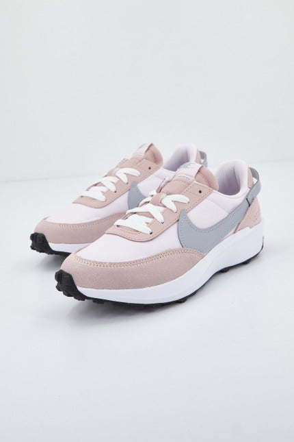 NIKE WAFFLE DEBUT en color ROSA (2)