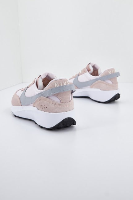 NIKE WAFFLE DEBUT en color ROSA (3)