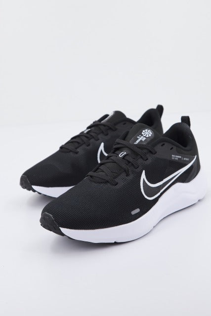 NIKE DOWNSHIFTER en color NEGRO (2)