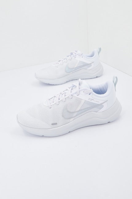 NIKE DOWNSHIFTER WOMEN'S en color BLANCO (1)