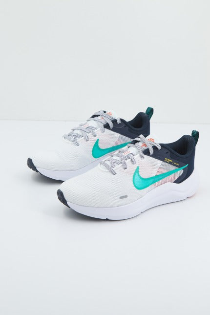 NIKE DOWNSHIFTER WOMEN'S en color BLANCO (1)