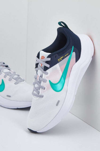 NIKE DOWNSHIFTER WOMEN'S en color BLANCO (2)