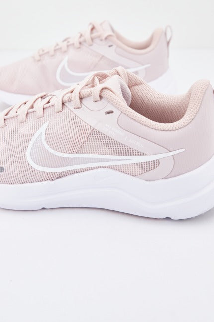 NIKE DOWNSHIFTER WOMEN'S en color ROSA (2)