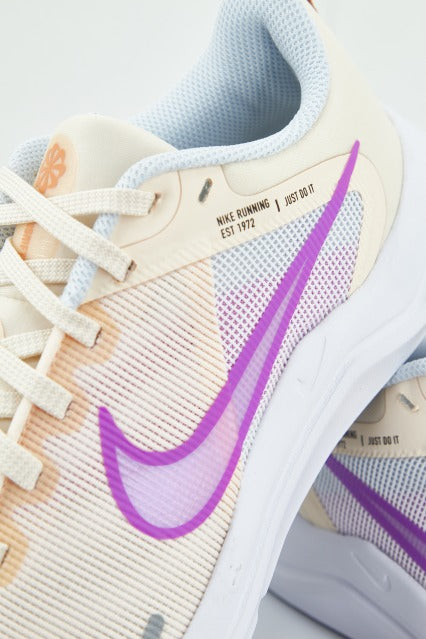 NIKE DOWNSHIFTER WOMEN'S en color NARANJA (3)