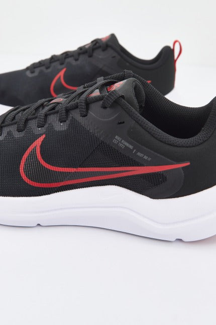 NIKE DOWNSHIFTER C/O en color NEGRO (3)