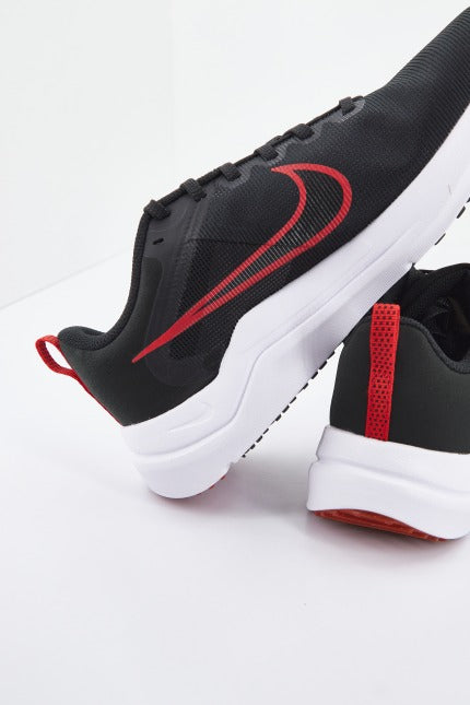 NIKE DOWNSHIFTER C/O en color NEGRO (4)