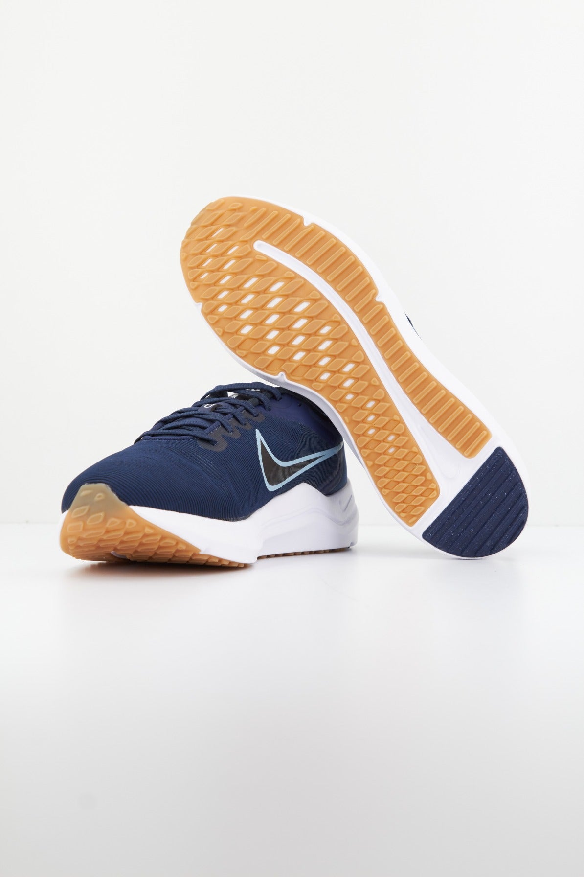 NIKE DOWNSHIFTER en color AZUL (4)