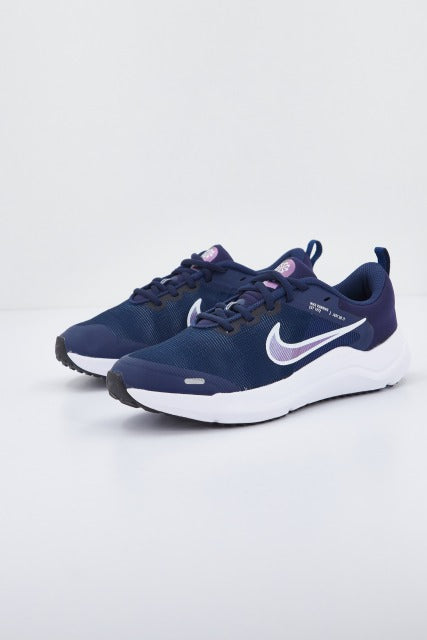 NIKE DOWNSHIFTER BIG KIDS en color AZUL (1)