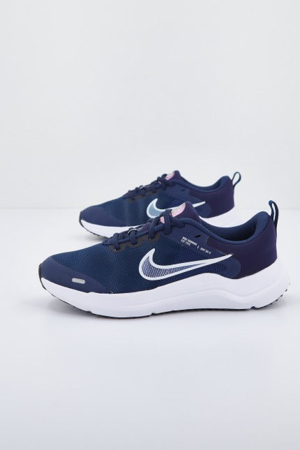 NIKE DOWNSHIFTER BIG KIDS en color AZUL (2)