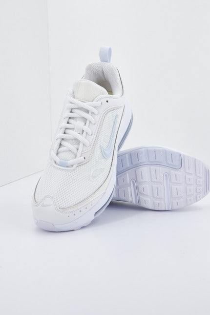 NIKE AIR MAX AP WOMEN'S SHOE en color BLANCO (4)