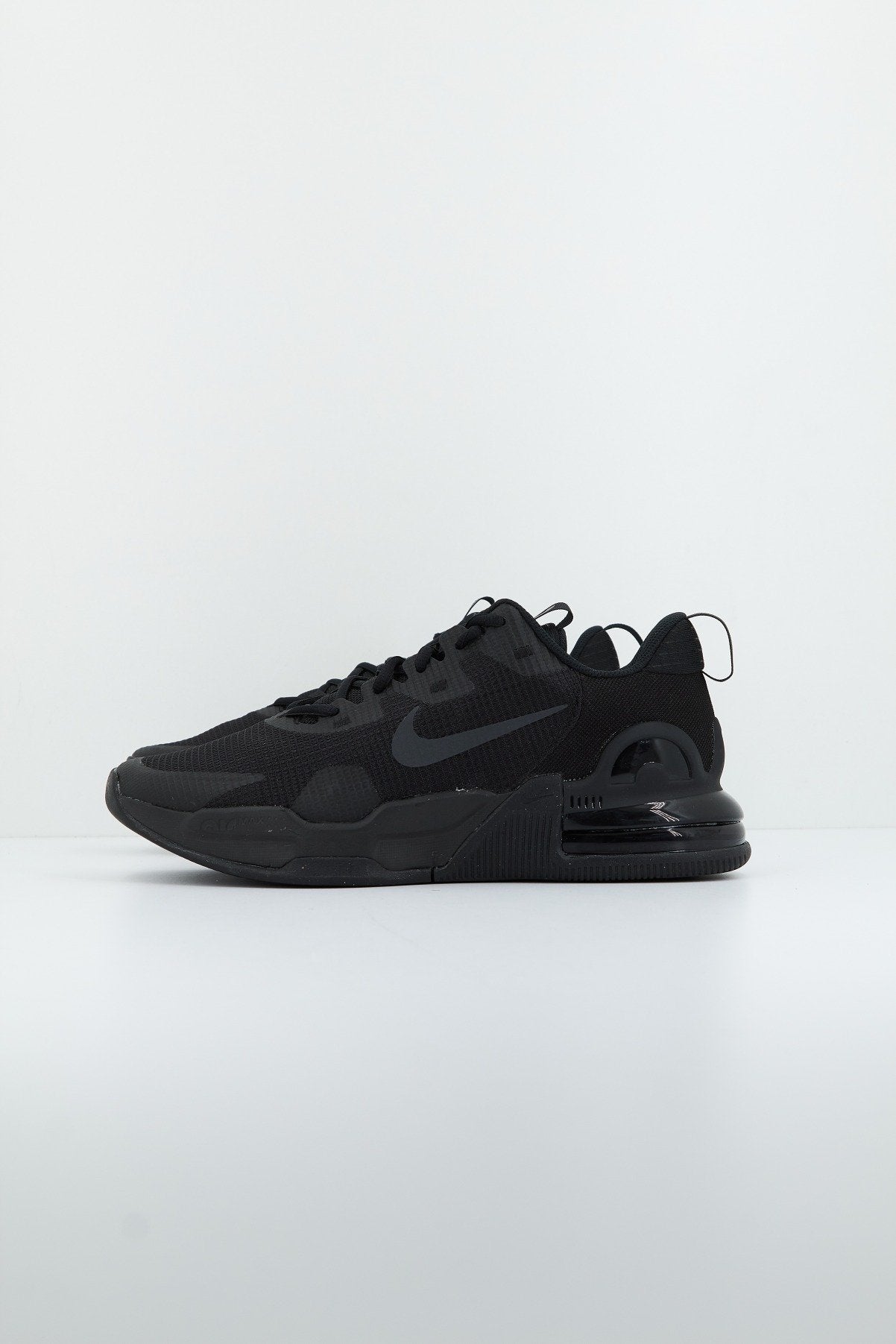 NIKE AIR MAX ALPHA TRAINER en color NEGRO (1)