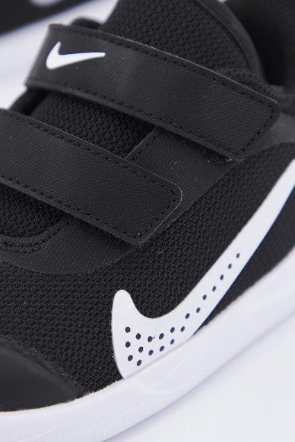NIKE OMNI MULTI-COURT en color NEGRO (4)