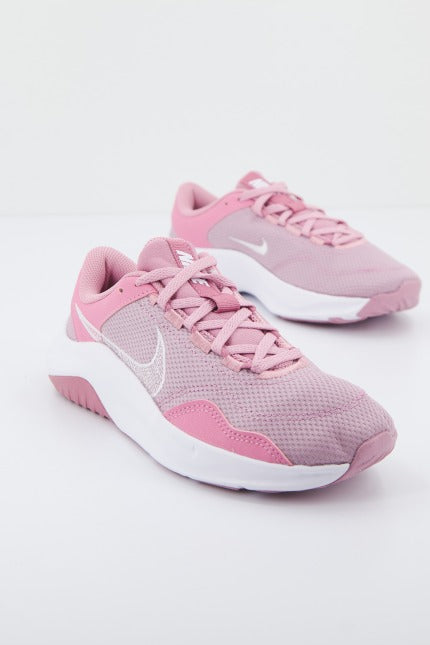 NIKE LEGEND ESSENTIAL WOME en color ROSA (2)
