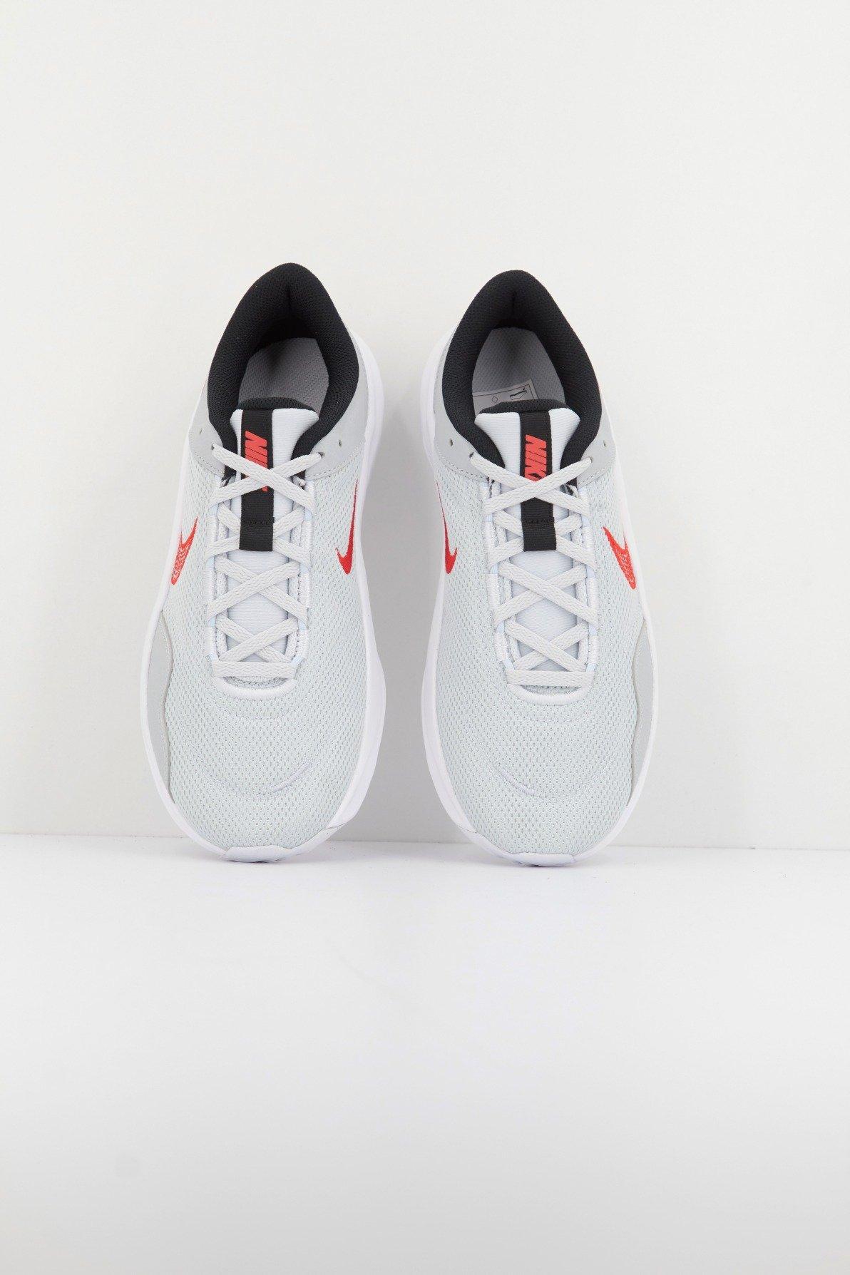 NIKE LEGENS ESSENTIAL NN en color GRIS (2)