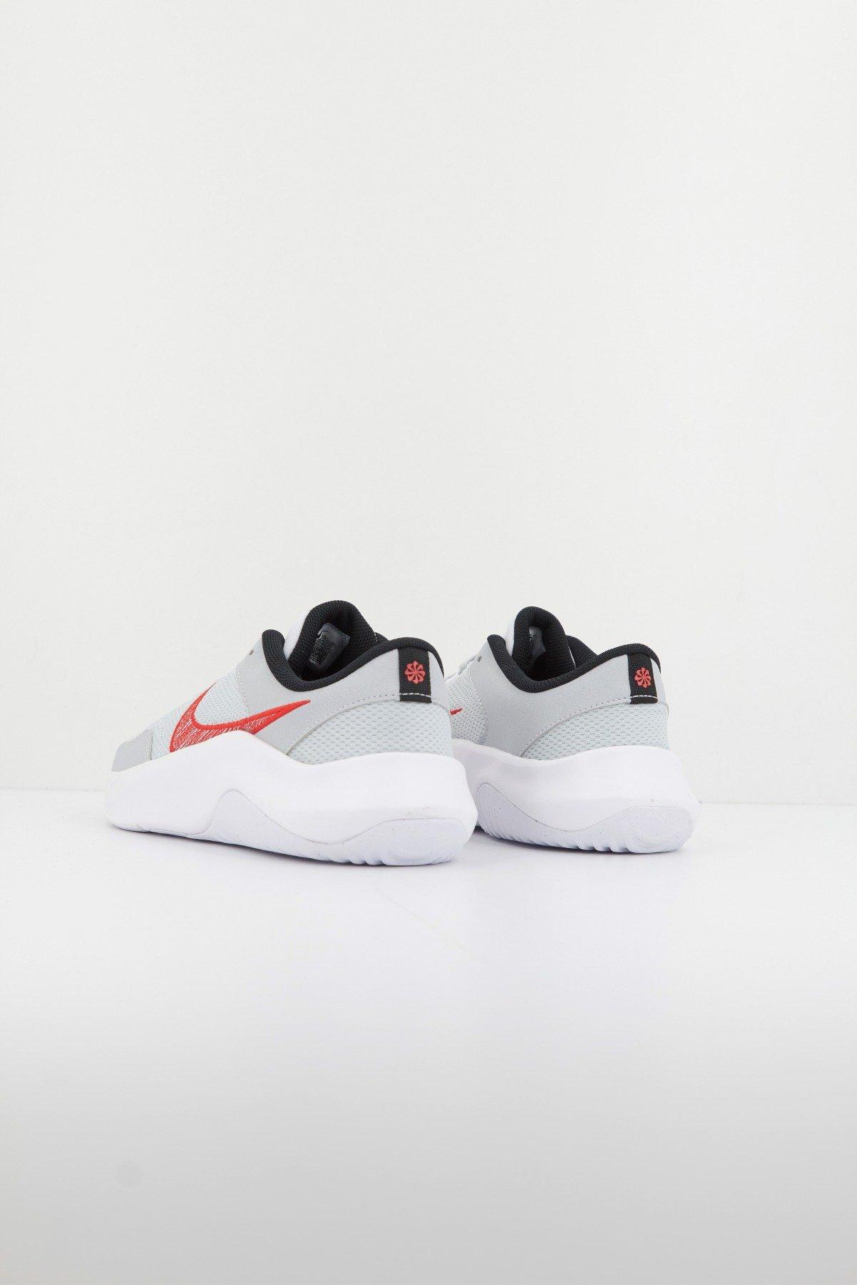 NIKE LEGENS ESSENTIAL NN en color GRIS (3)