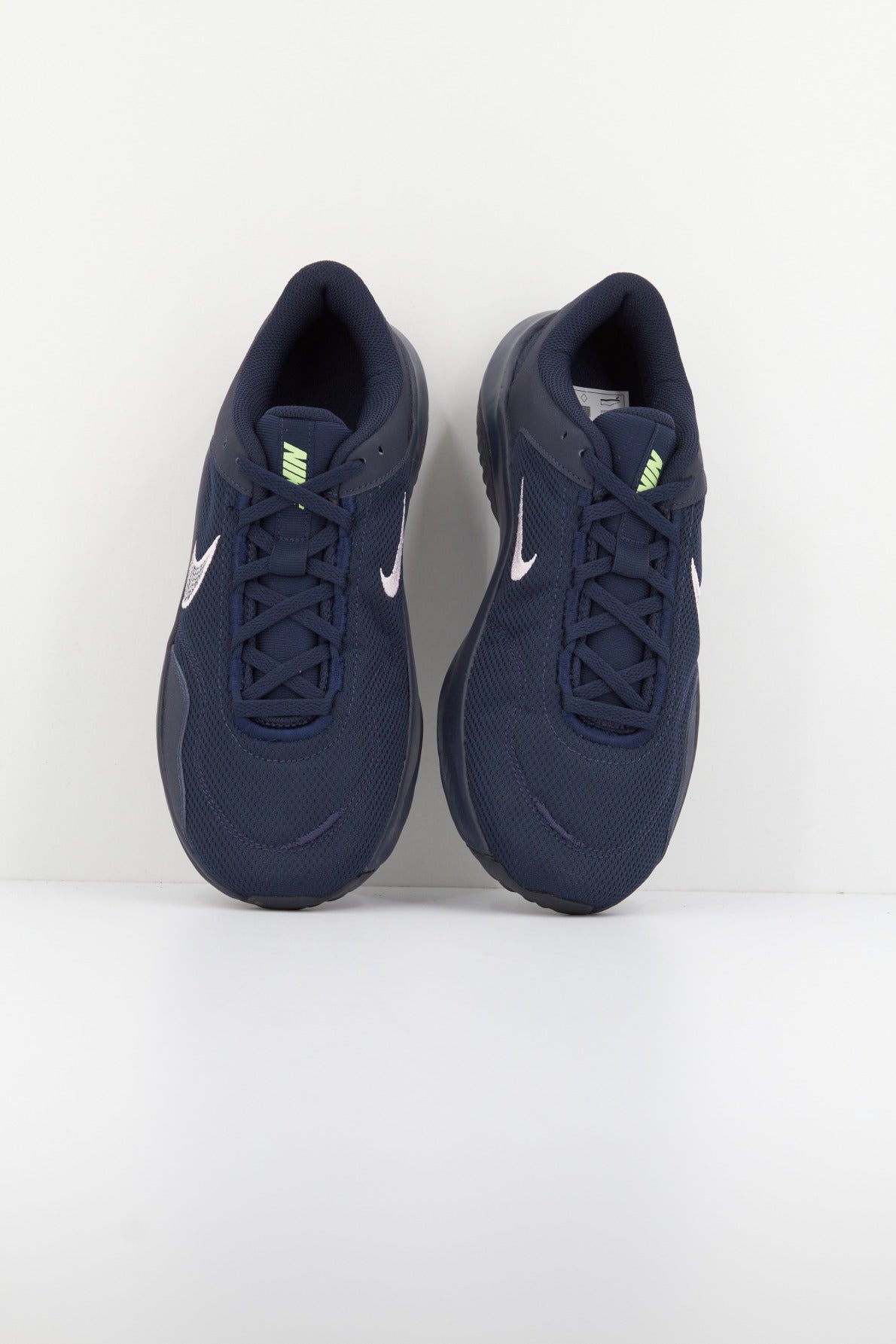 NIKE LEGEND ESSENTIAL NN en color AZUL (2)