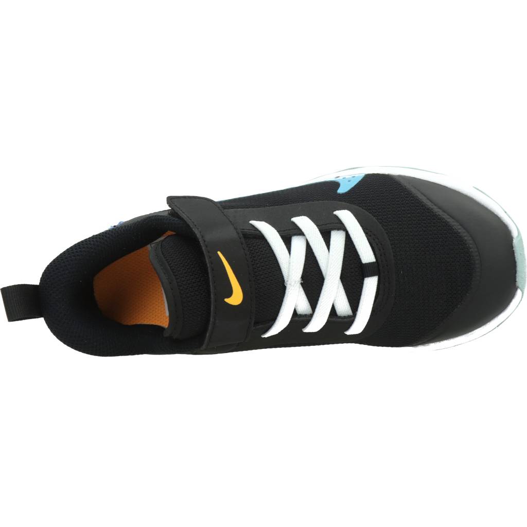 NIKE OMNI LITTLE KIDS' SHOES en color NEGRO (7)