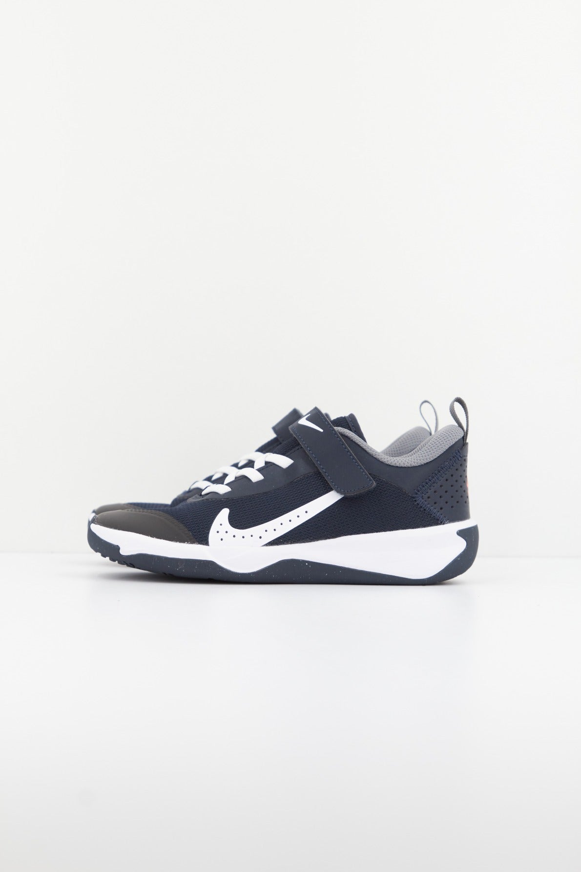 NIKE OMNI LITTLE KIDS' SHOES en color AZUL (1)