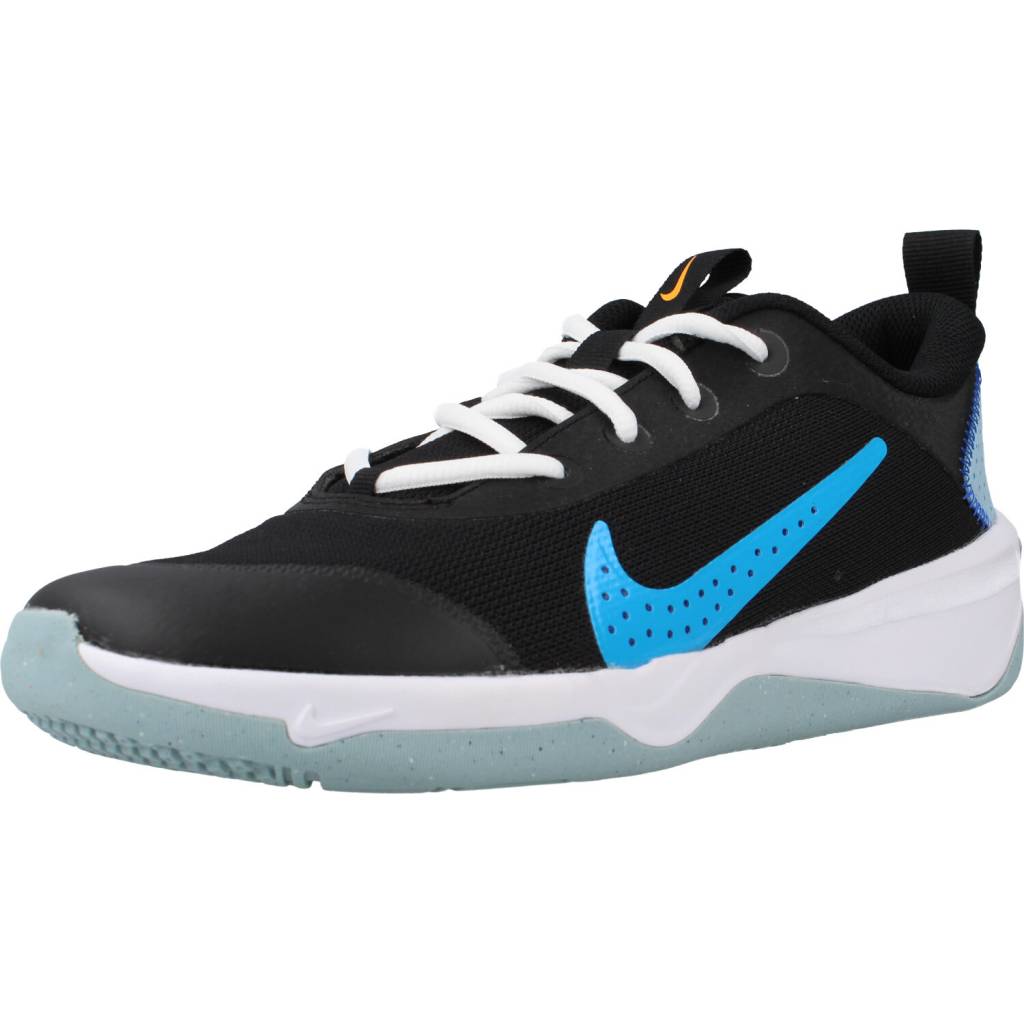 NIKE OMNI BIG KIDS' ROAD RUN en color NEGRO (1)