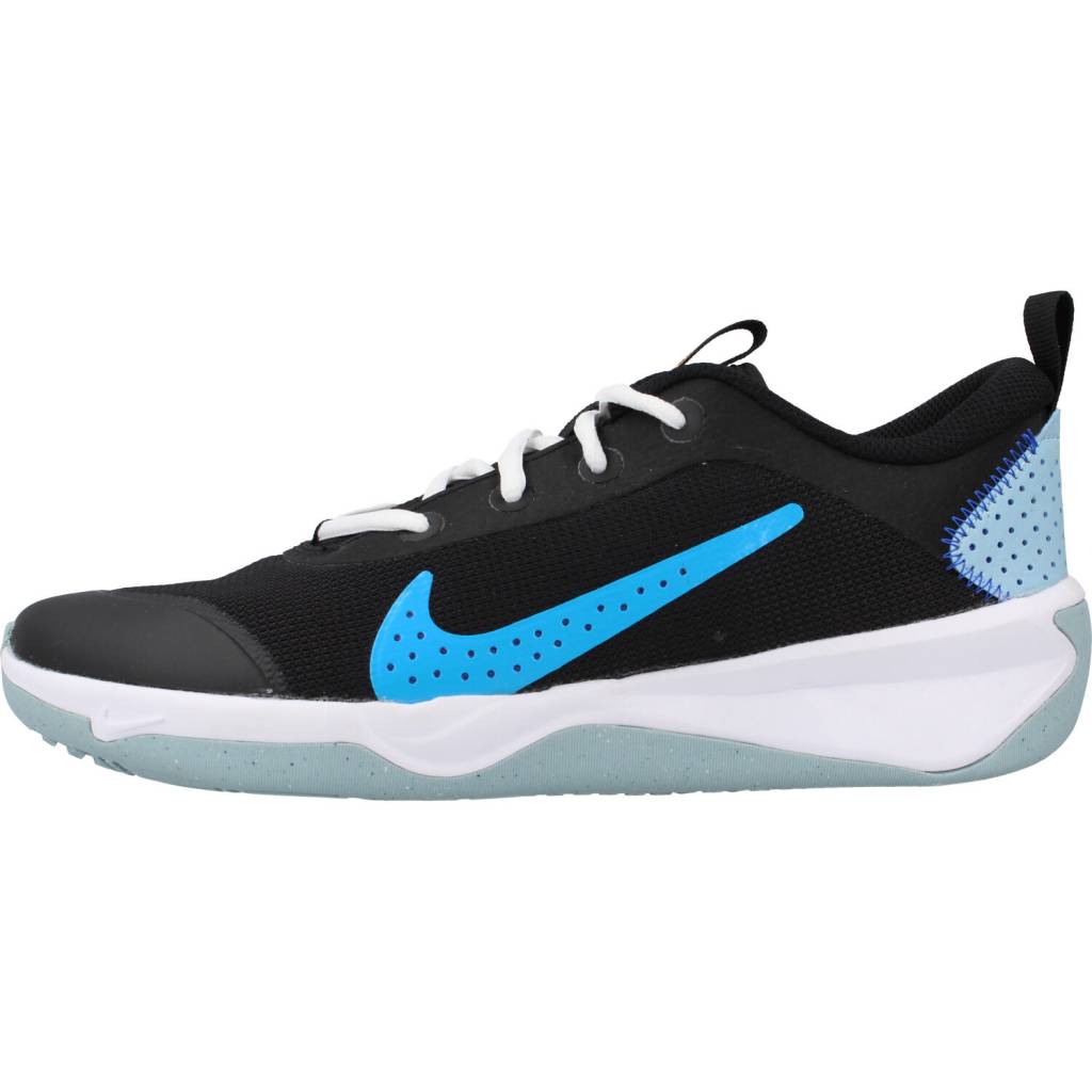 NIKE OMNI BIG KIDS' ROAD RUN en color NEGRO (2)