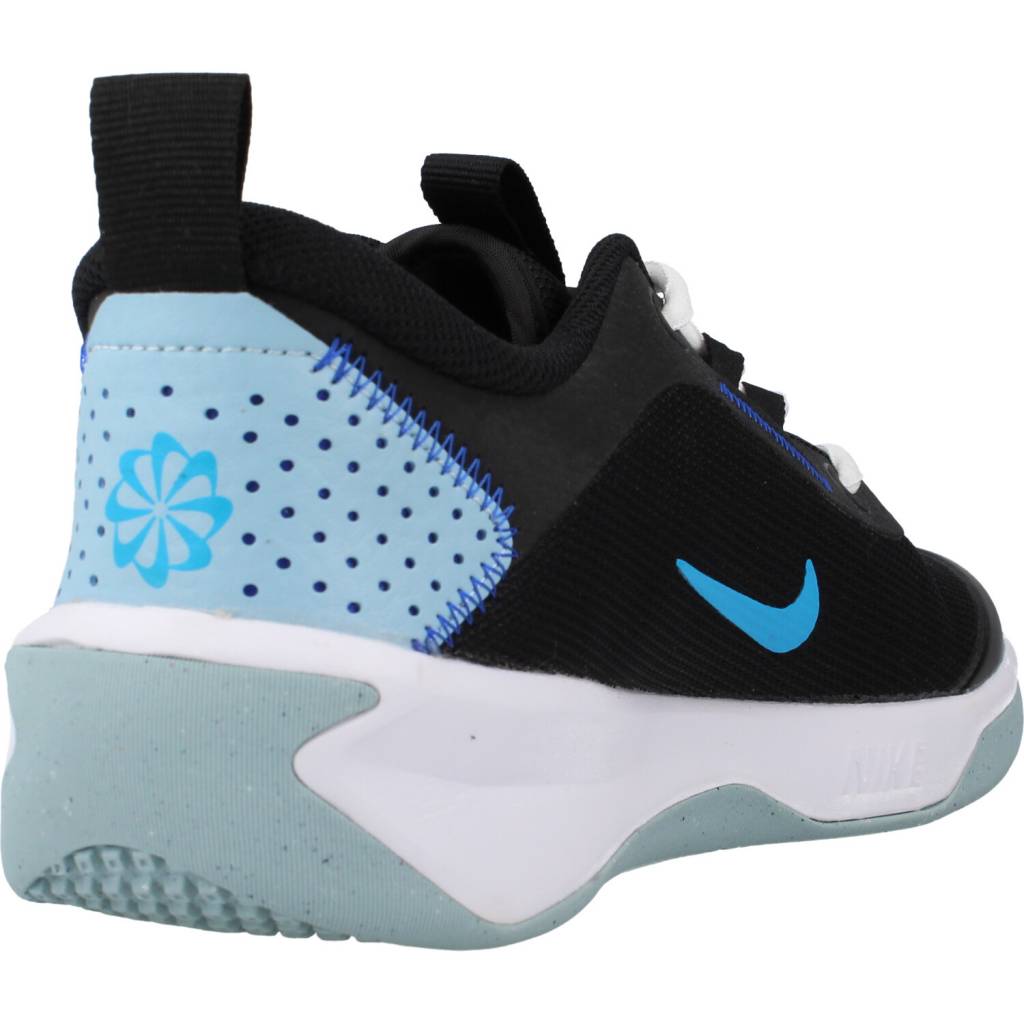 NIKE OMNI BIG KIDS' ROAD RUN en color NEGRO (3)