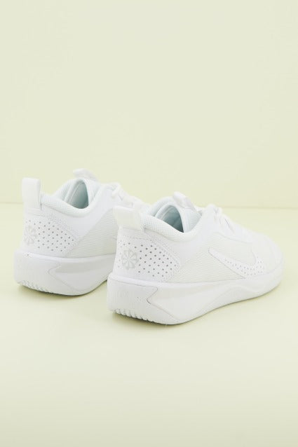 NIKE OMNI BIG KIDS' ROAD RUN en color BLANCO (2)