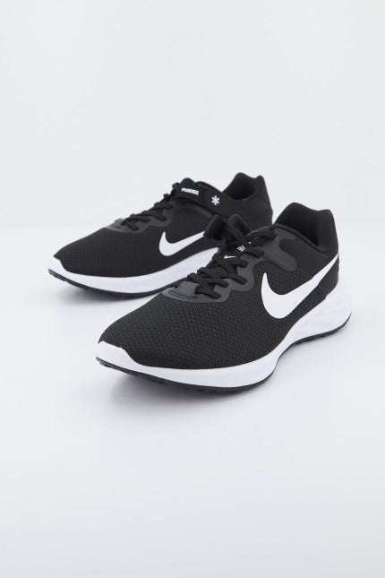 NIKE REVOLUTION FLYEASE en color NEGRO (1)