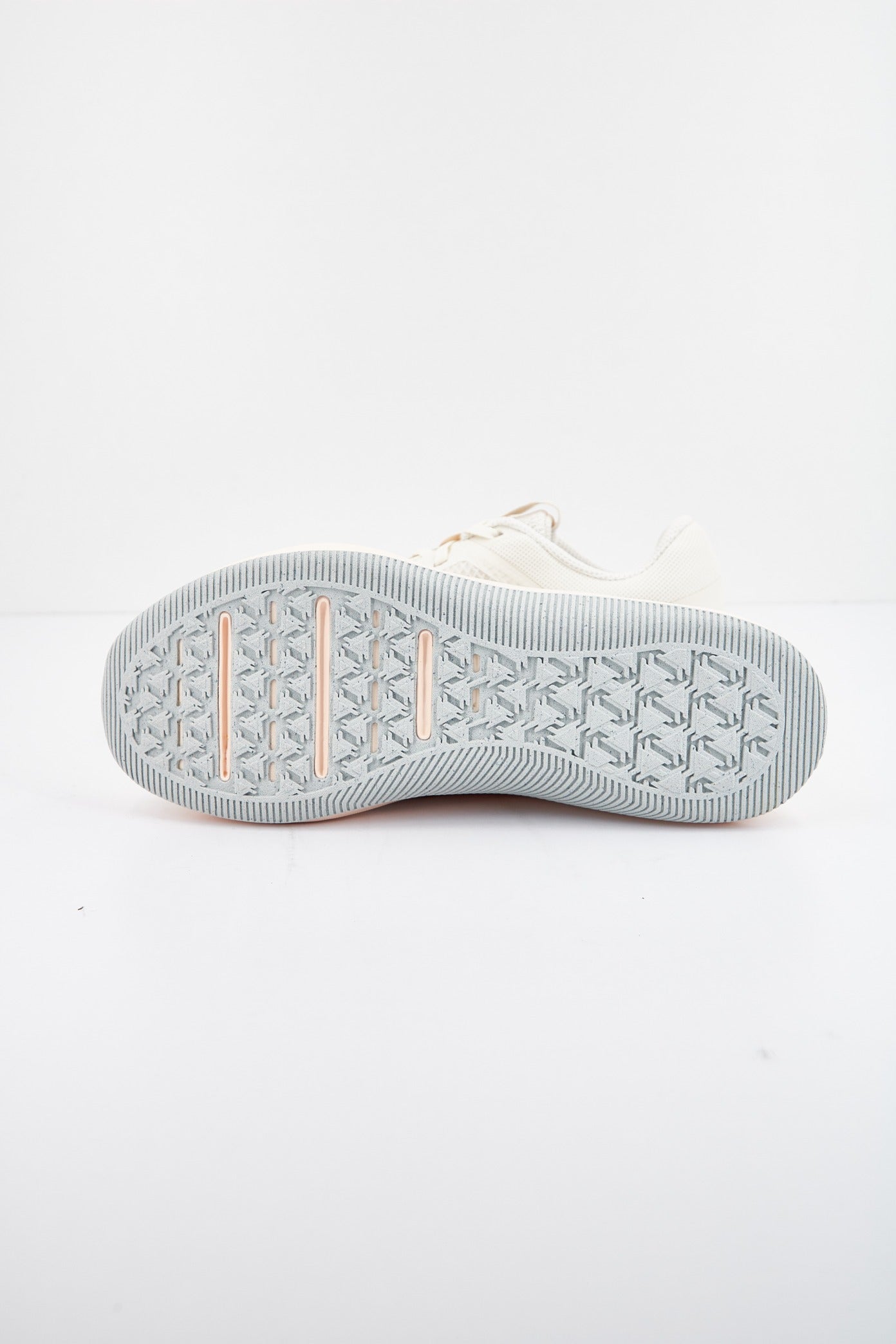 NIKE MC TRAINER C/O en color BLANCO (4)