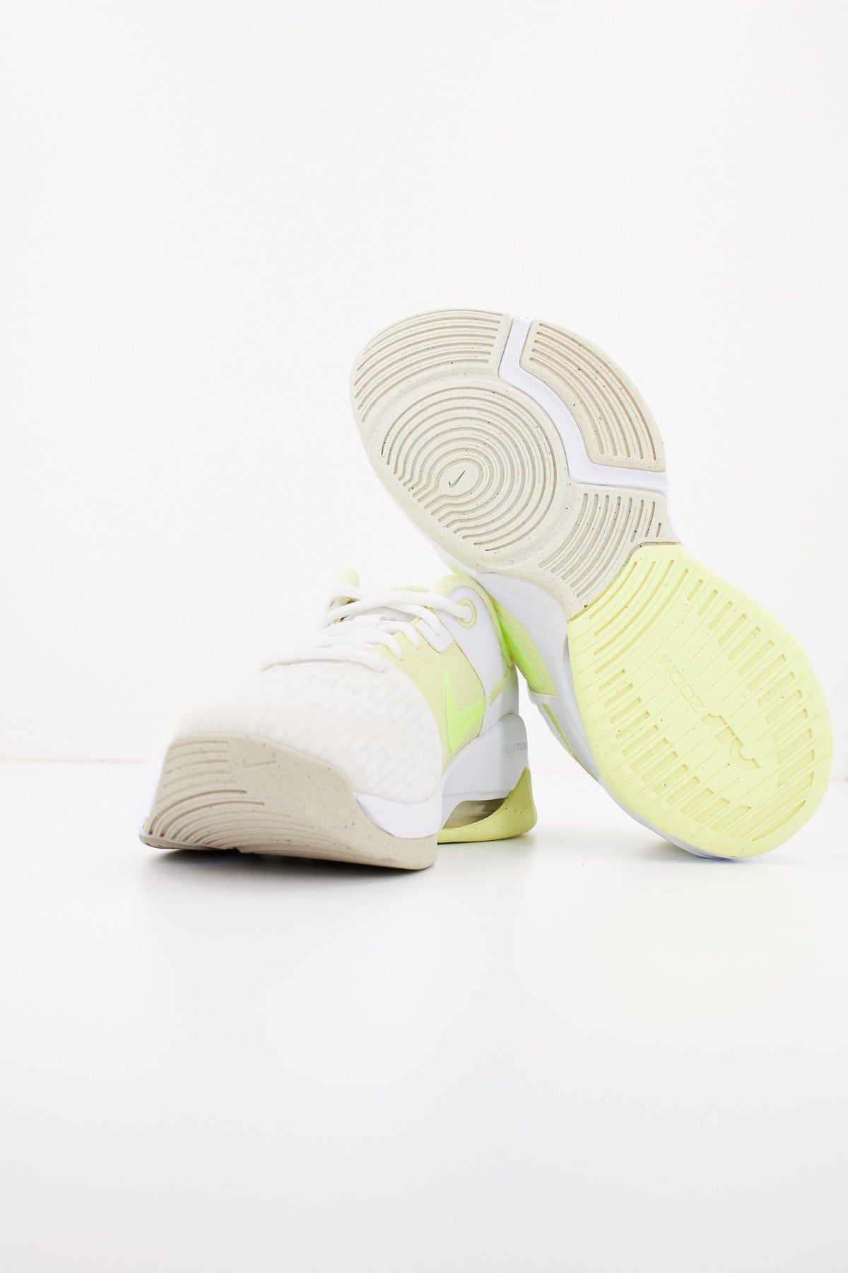 NIKE ZOOM BELLA AA en color BLANCO (4)