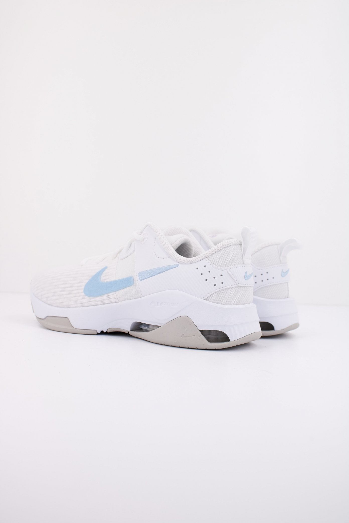 NIKE ZOOM BELLA en color BLANCO (4)