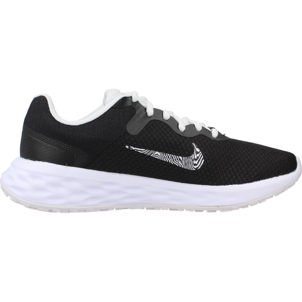 NIKE REVOLUTION NN PRM en color NEGRO (4)