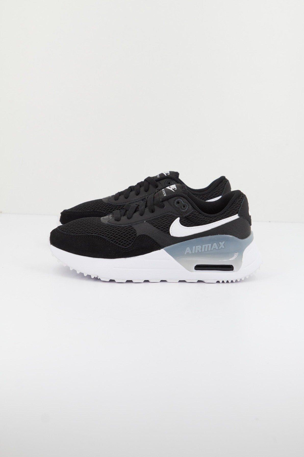 NIKE SYSTM en color NEGRO (1)