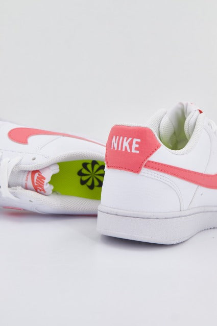 NIKE COURT VISION LOW WOM en color BLANCO (4)