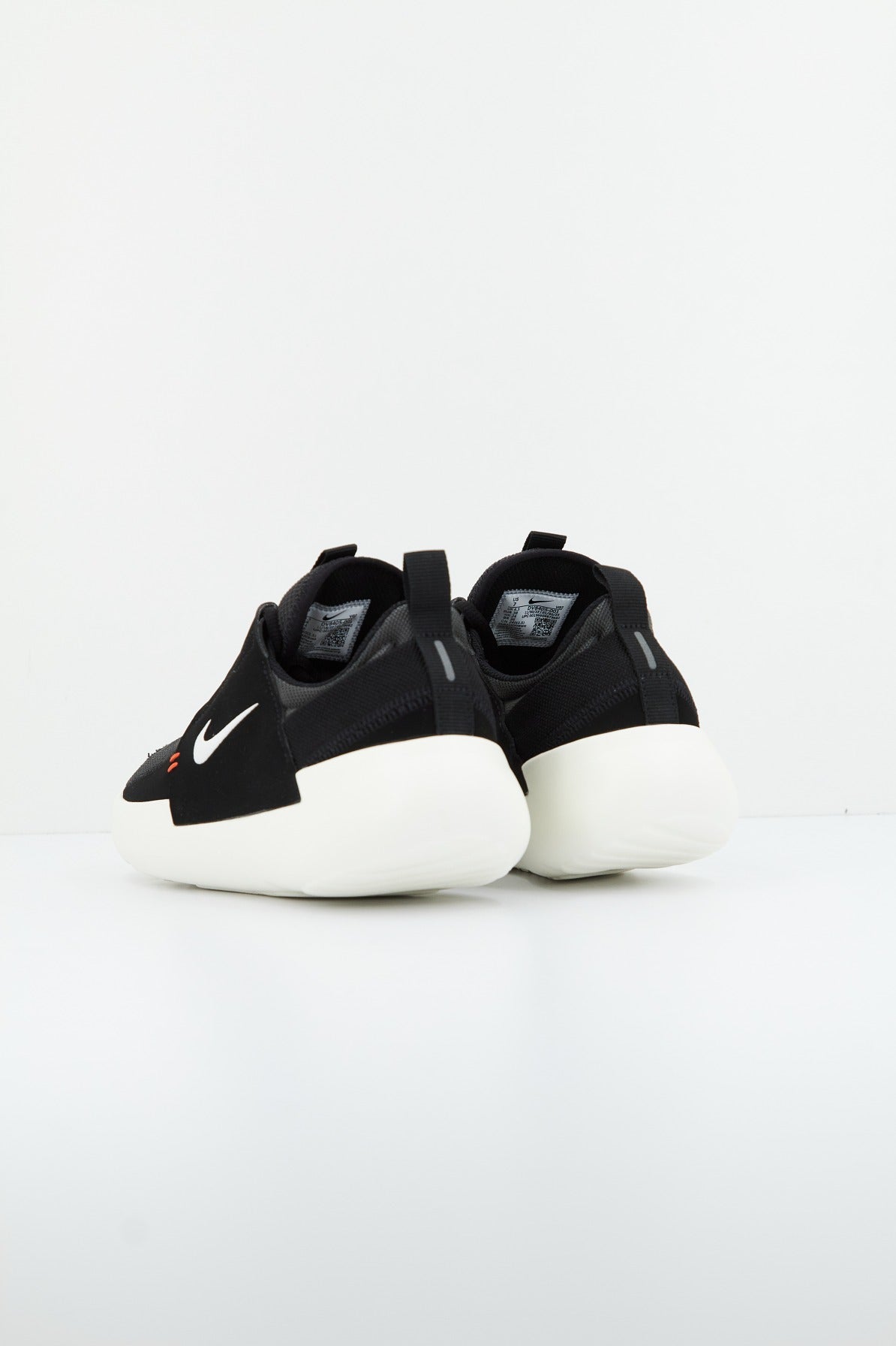 NIKE E-SERIES AD en color NEGRO (3)