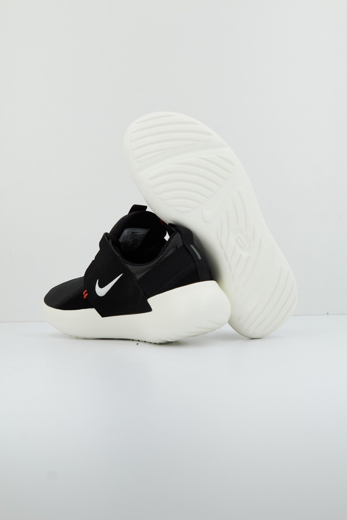 NIKE E-SERIES AD en color NEGRO (4)