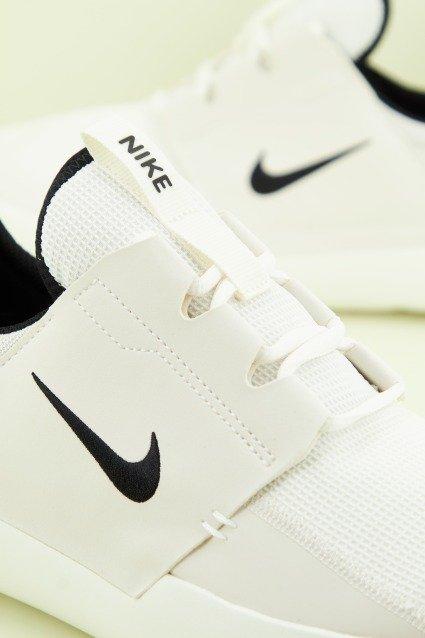 NIKE DV en color BLANCO (4)