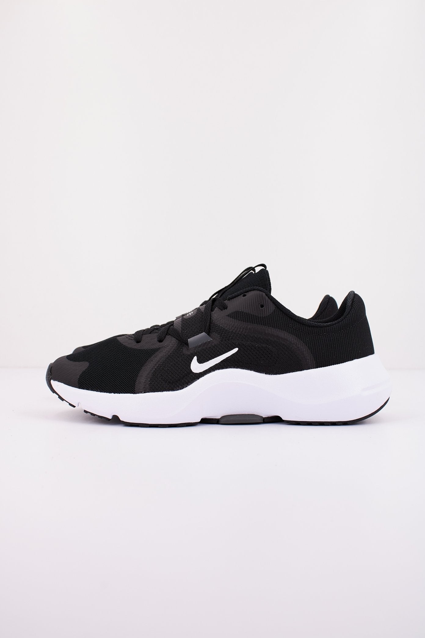 NIKE IN-SEASON TR  en color NEGRO  (1)