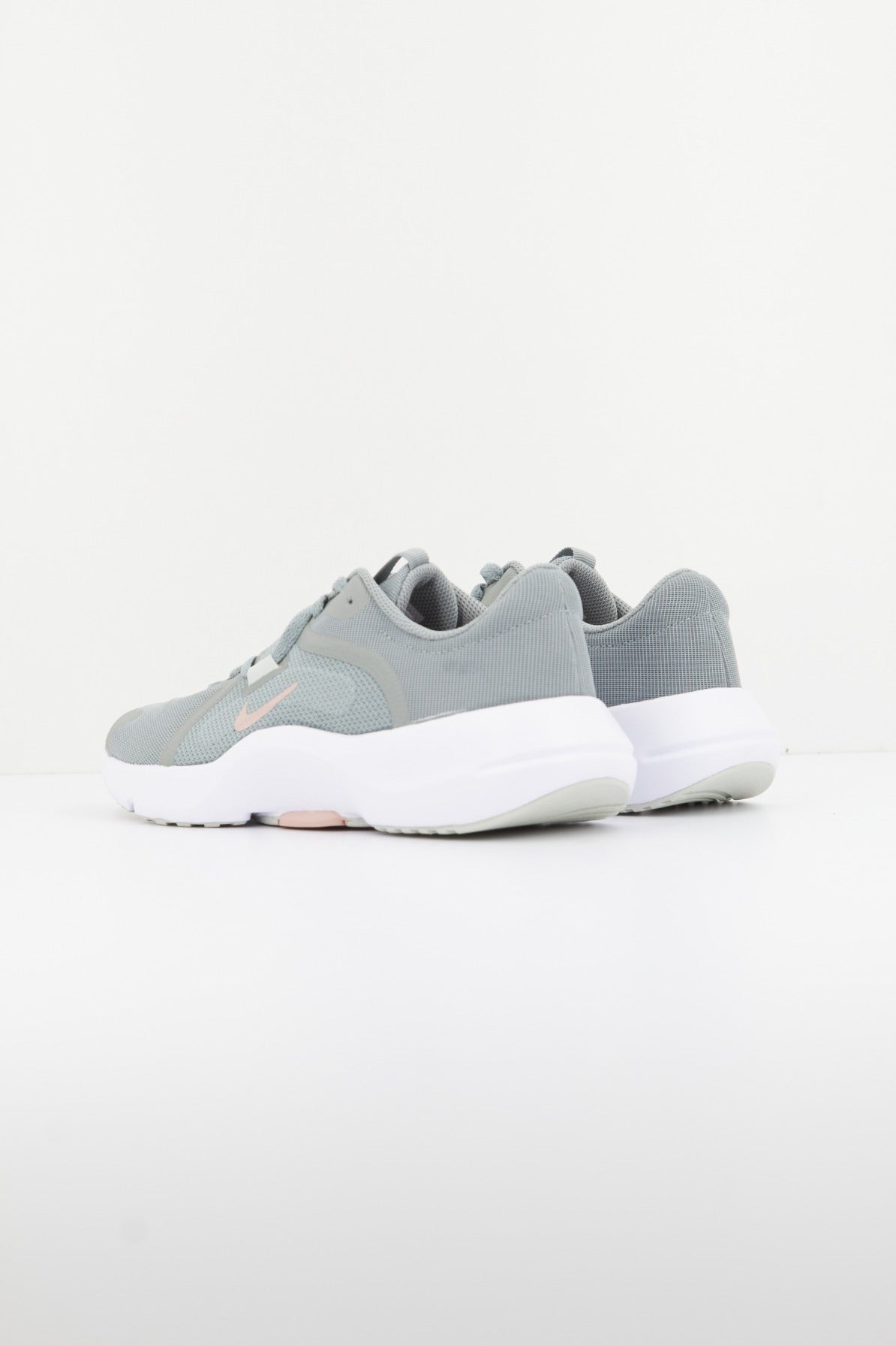 NIKE IN-SEASON TR en color VERDE (3)