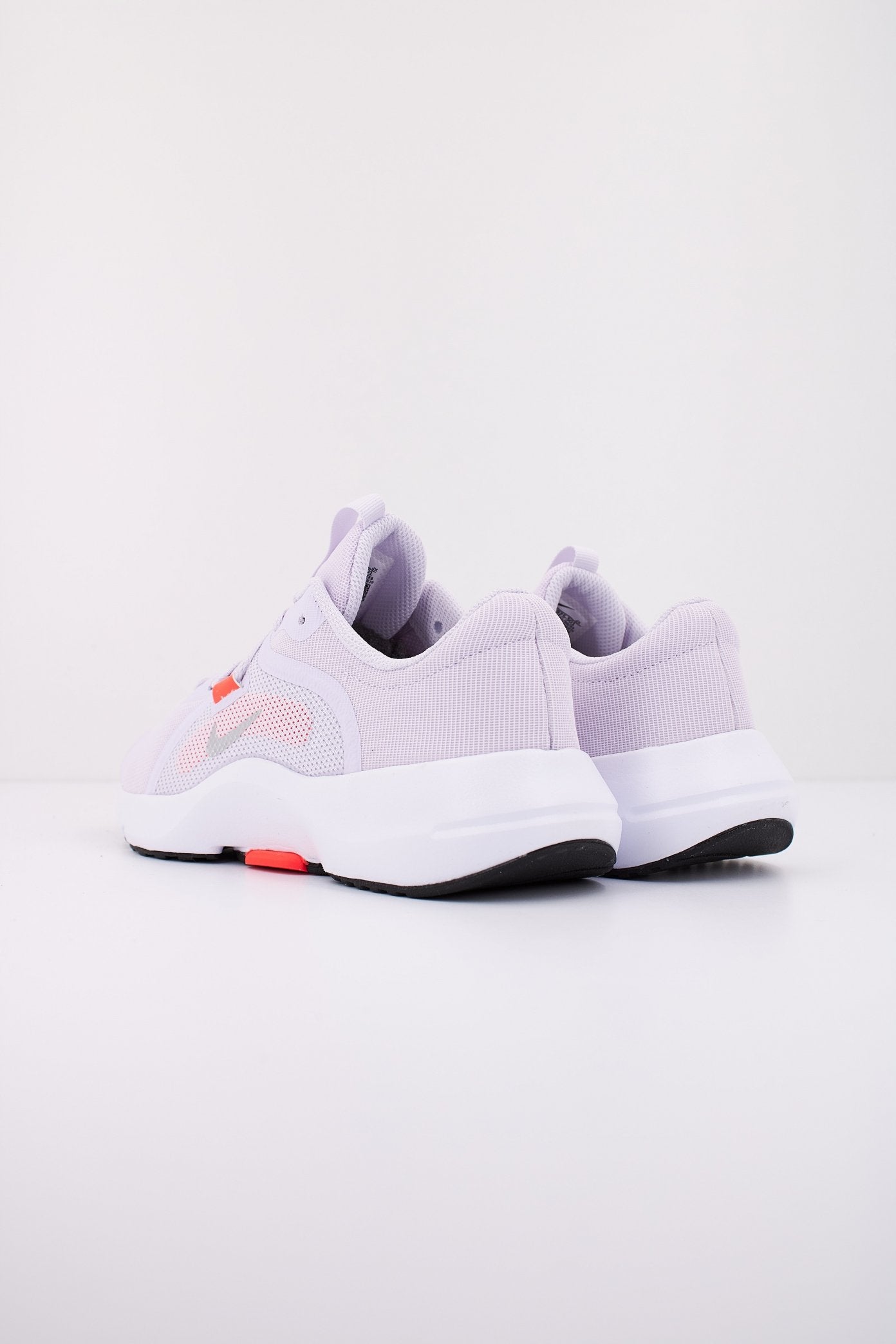 NIKE IN-SEASON TR  en color VIOLETA  (3)